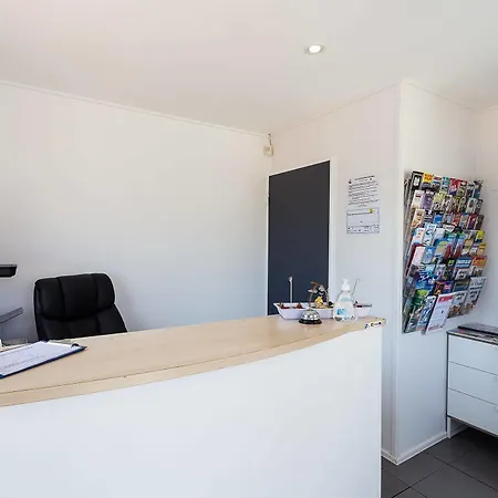 Wynnum Anchor Motel 4*