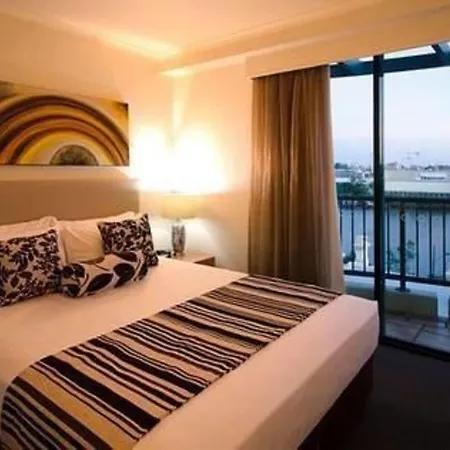Cosmo Aparthotel Brisbane