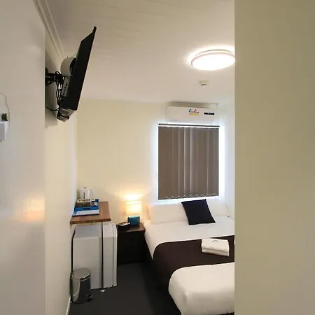 The Cliff House 3*
