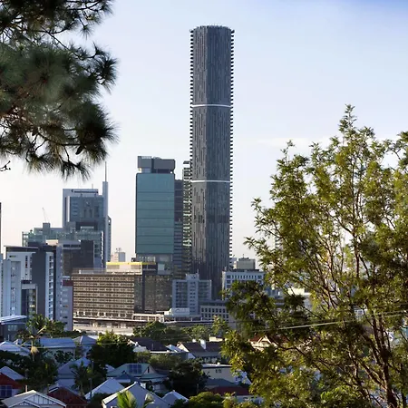 Meriton Herschel Street, 5*