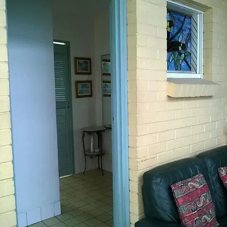 Aussie Way Lodge Hostel