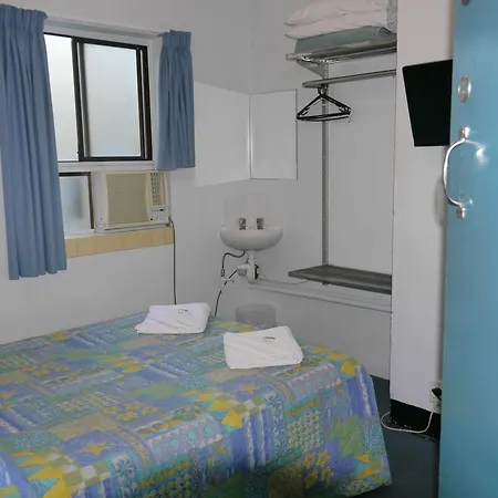 Acacia Inner City 3*