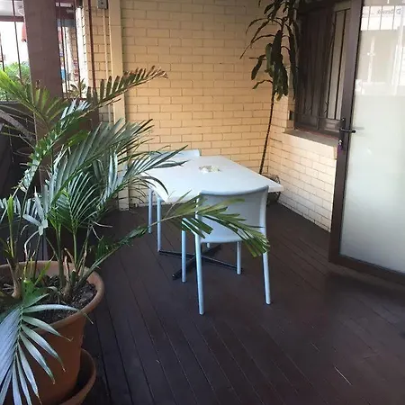 Bed & Breakfast Acacia Inner City 3*