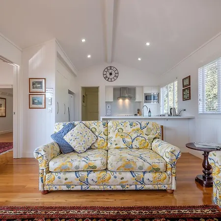 Central Cottage *