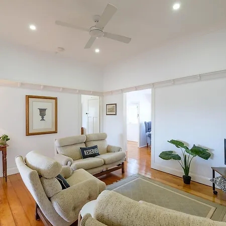 Central Cottage Holiday home
