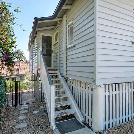Central Cottage Brisbane
