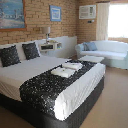 Aspley Pioneer Motel 2*