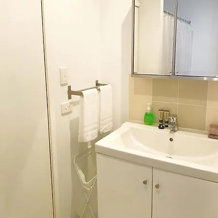 4 Bedroom House - Walk To Southbank Holiday home