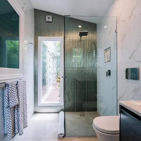 Balmoral Queenslander Brisbane