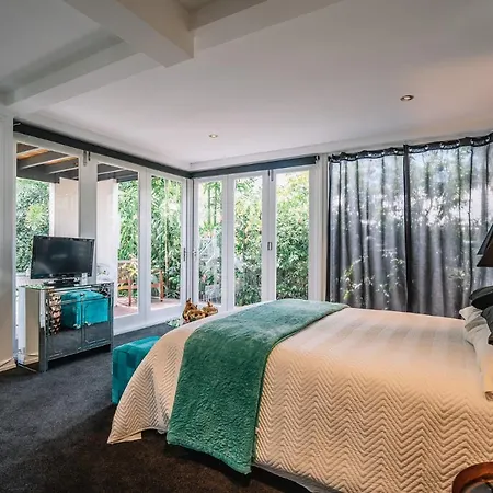 Balmoral Queenslander *
