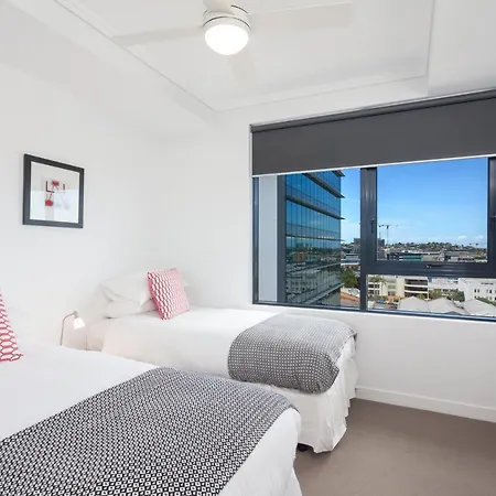 Apartment Keeping Cool On Connor - Executive 2Br Fortitude Valley Apartment With Pool And Views Brisbane
