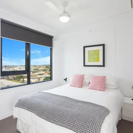 Keeping Cool On Connor - Executive 2Br Fortitude Valley Apartment With Pool And Views Apartment