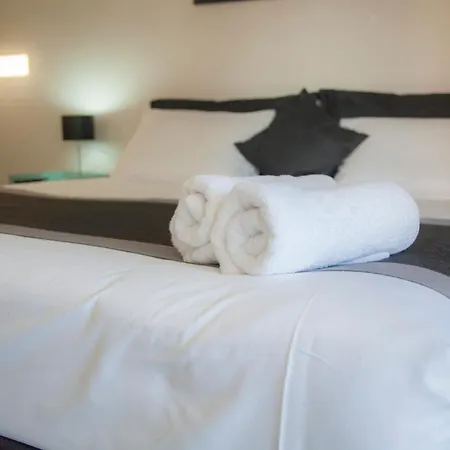Motel Chermside Court Brisbane