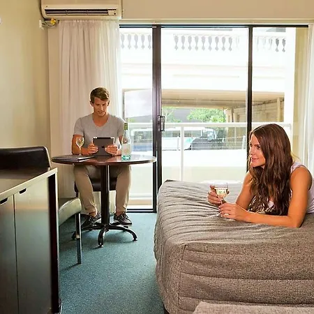 Riverside Southbank Hotel