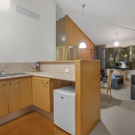 Hotel Airport International 4*