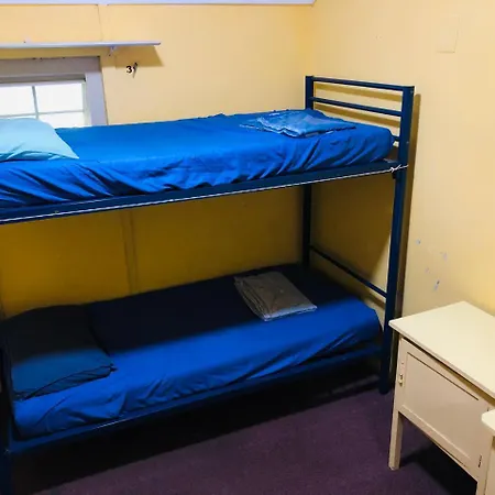Yellow Submarine Backpackers Hostel Brisbane