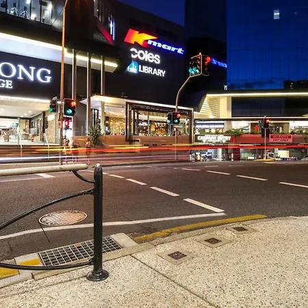 Toowong 4*