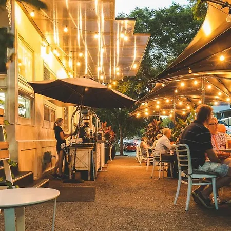 Toowong Aparthotel 4*