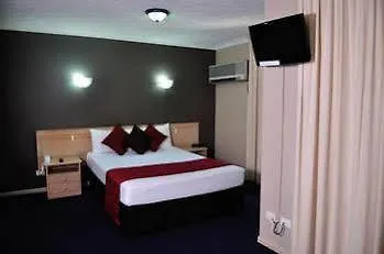 Albion Manor Motel 4*