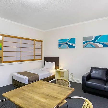 Toowong &