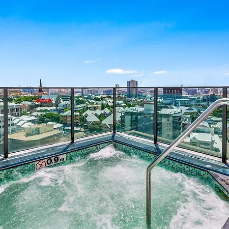Quattro On Astor By Restt Aparthotel Brisbane