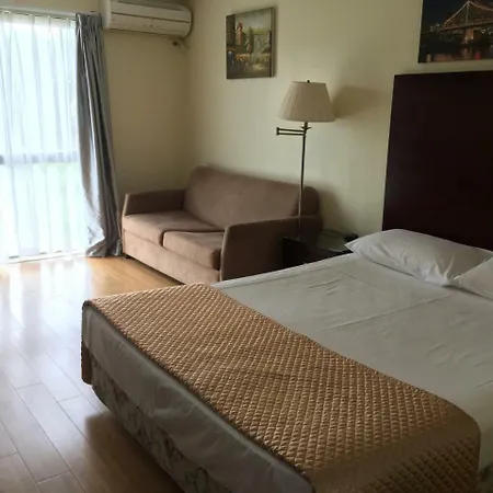 Centenary Motor 3* Brisbane