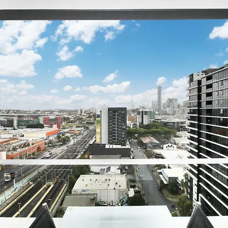 Hearty Milton Apartment Brisbane