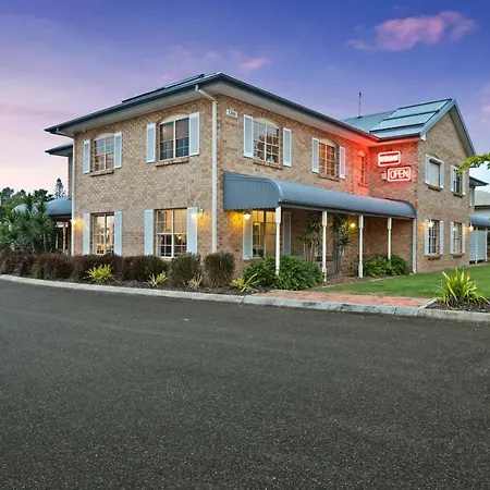 Coopers Colonial Motel