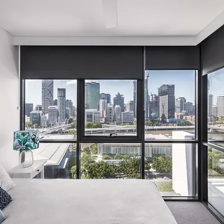 South Bank Beautiful River View Tower *