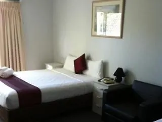 Herston Place Motel 4*