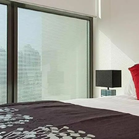Aparthotel Quattro On Astor By Restt 4*