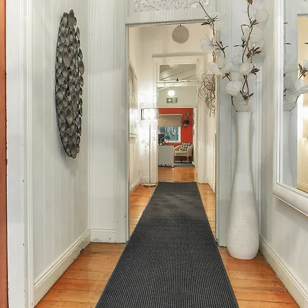 Bed & Breakfast One Thornbury