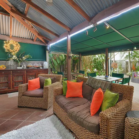 One Thornbury Bed & Breakfast 4*