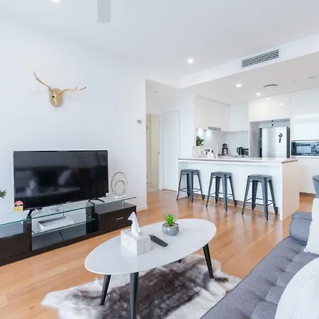 Minimalist & Warming - Close To Cbd And Valley Apartment *