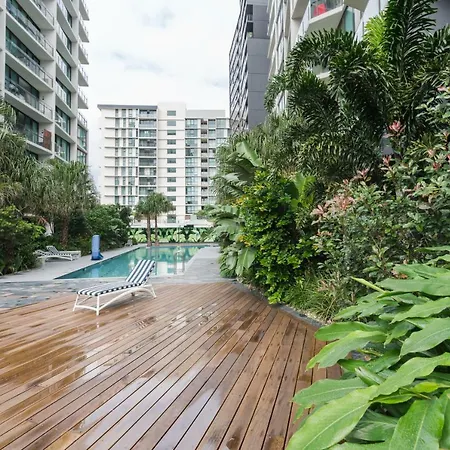 Minimalist & Warming - Close To Cbd And Valley Apartment *