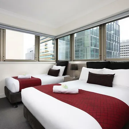 George Brisbane, Independent Collection By Evt 4*