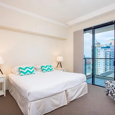 Republic Aparthotel 4*