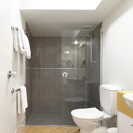 West End Aparthotel Brisbane