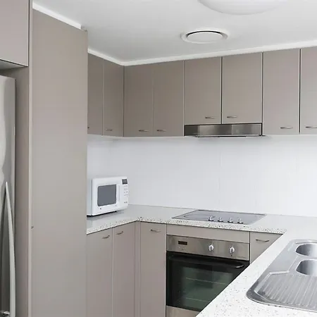 Breakfree Fortitude Valley 3*