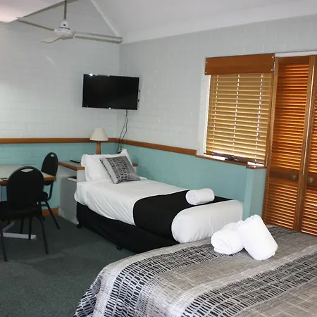 Hotel Spring Hill 3*