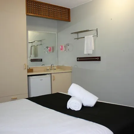 Spring Hill Hotel