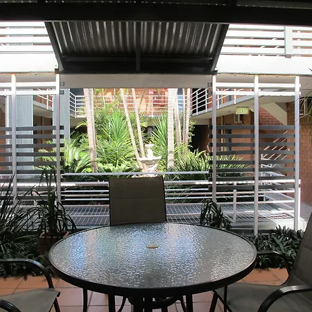 Spring Hill Hotel 3*