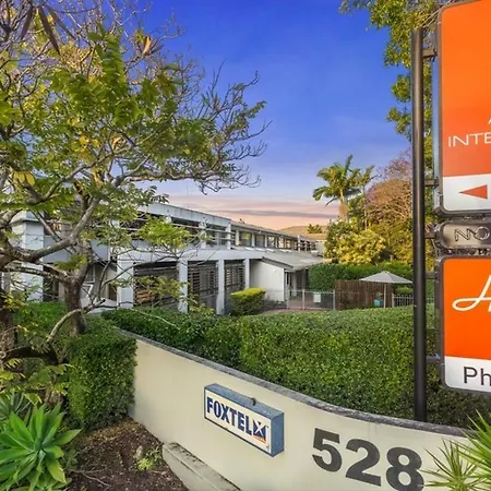 Airport International 4* Brisbane