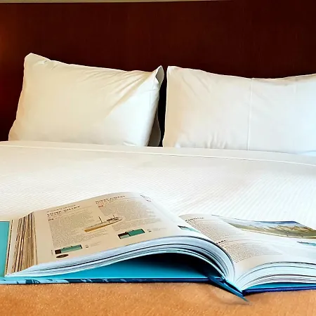 Hotel Ibis Airport