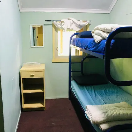Yellow Submarine Backpackers * Brisbane