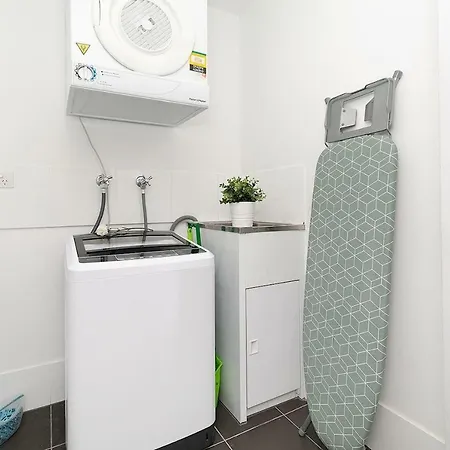 Amazing River View - 3 Bedroom - Cbd - Netflix - Fast Wifi - Carpark
