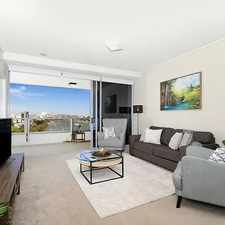 Amazing River View - 3 Bedroom - Cbd - Netflix - Fast Wifi - Carpark Apartment Brisbane