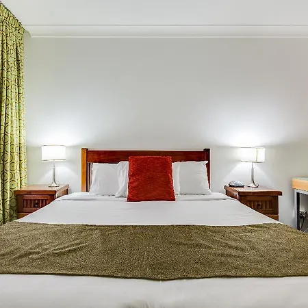 Hillcrest Aparthotel