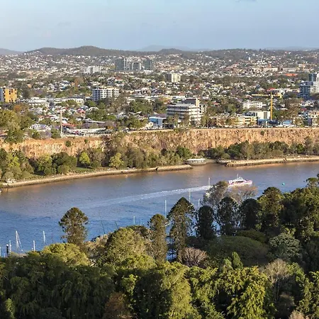 Oaks River 4* Brisbane