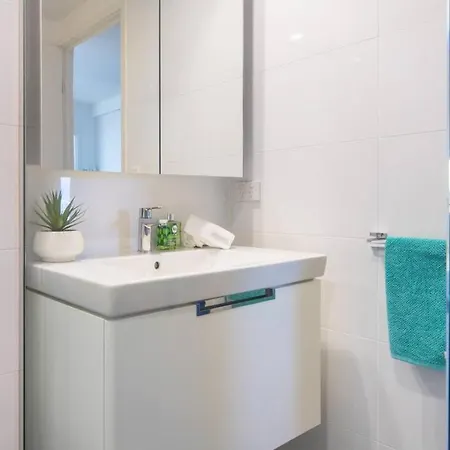 Apartment Arena Convenient 2 Bedroom *
